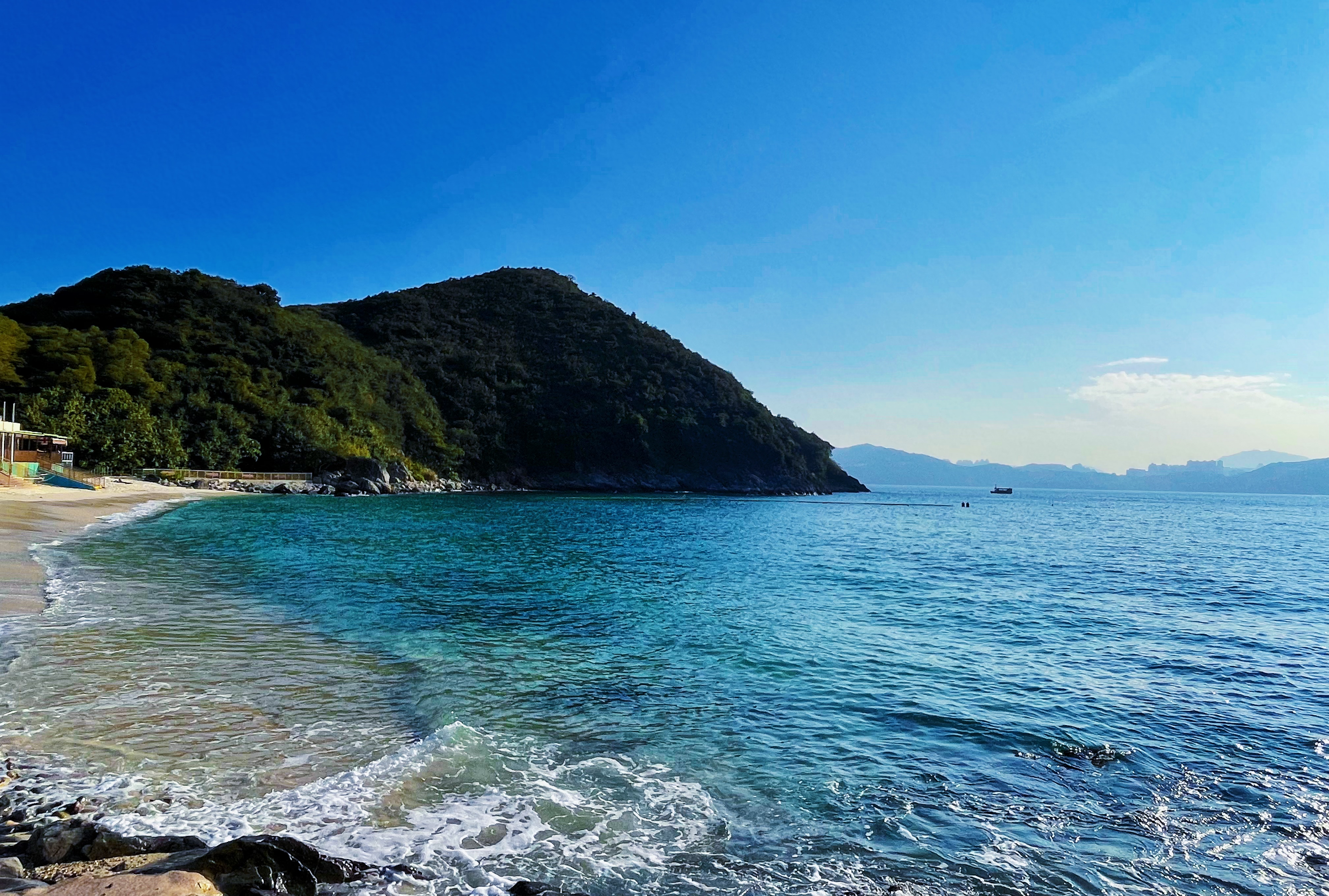 Coastal landscape of Moon Bay