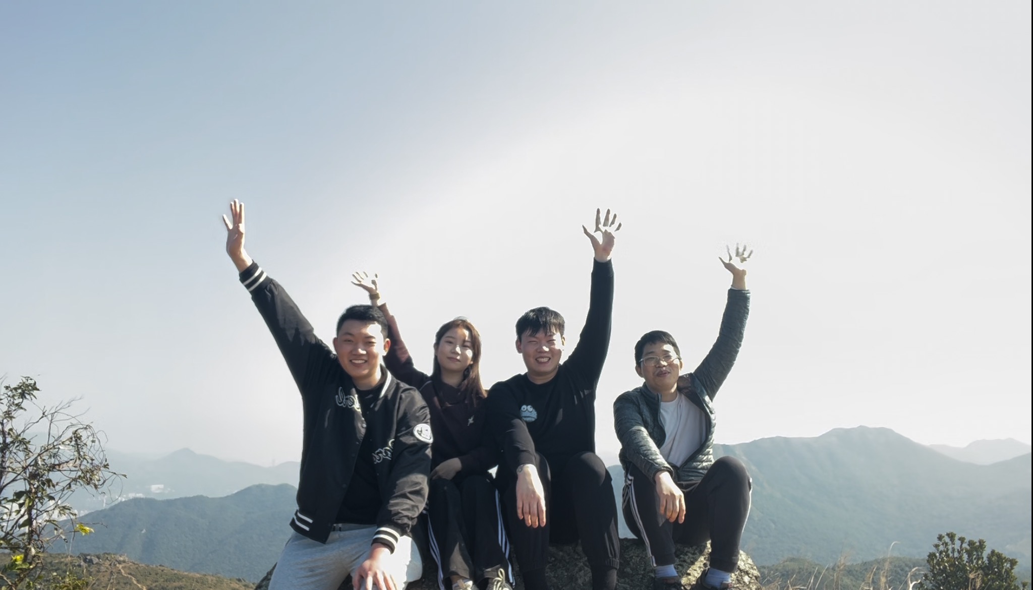 Group photo on Ma On Shan mountain peak